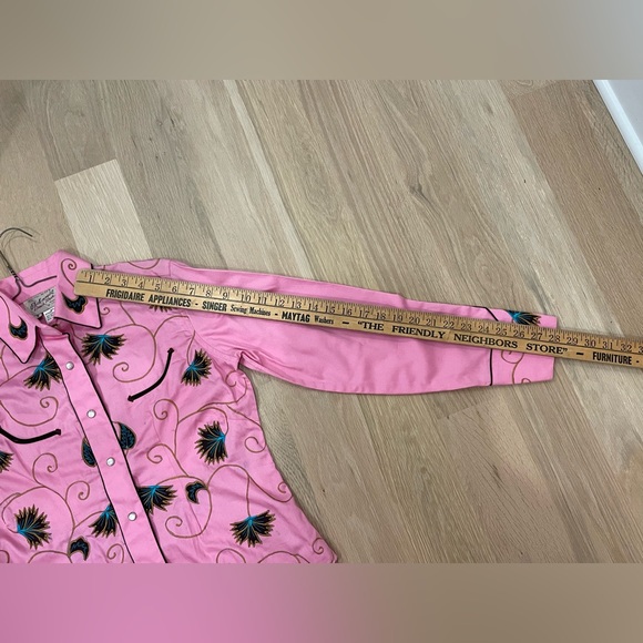 Modern Vintage Rockmount Pink Western Shirt Women’s Small, Pearl-Snap Style 7753 - Picture 6 of 10